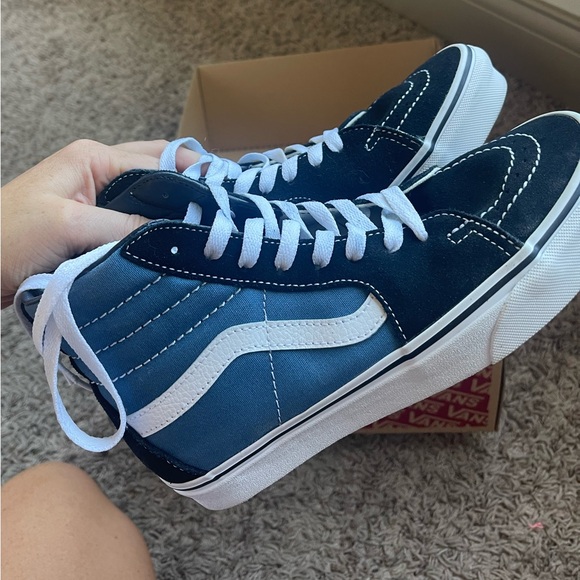 Hi top vans - Picture 3 of 4